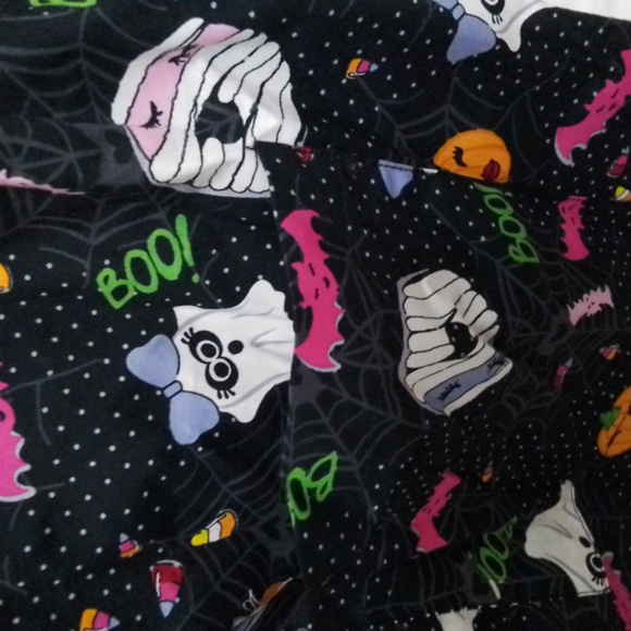 BETSEY JOHNSON SCRUB - Picture 3 of 5